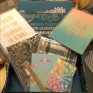 Interchangeable cover bundle